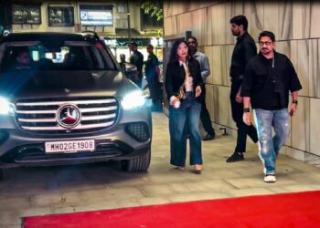 Arshad Warsi Buys New Mercedes GLS 450