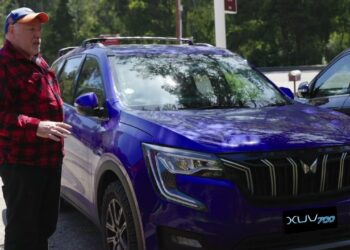 Australian Man Shares Ownership Experience of Mahindra XUV700