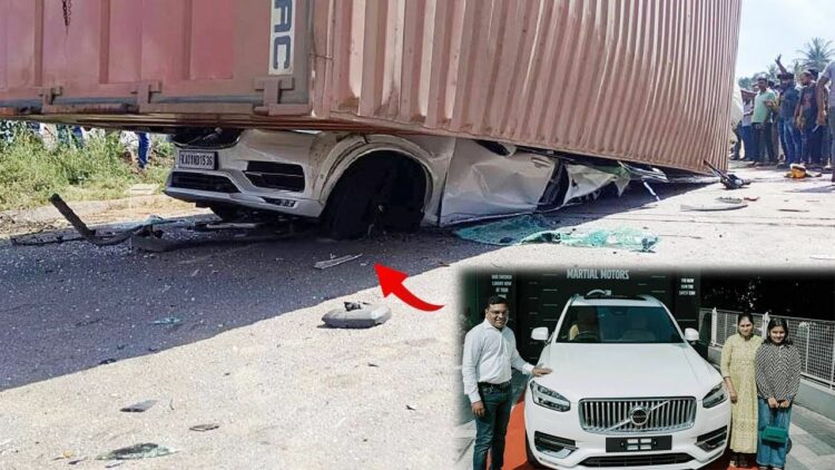 Truck Falls on Volvo Xc90