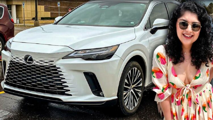 Anshula Kapoor Buys New Lexus Rx 350h