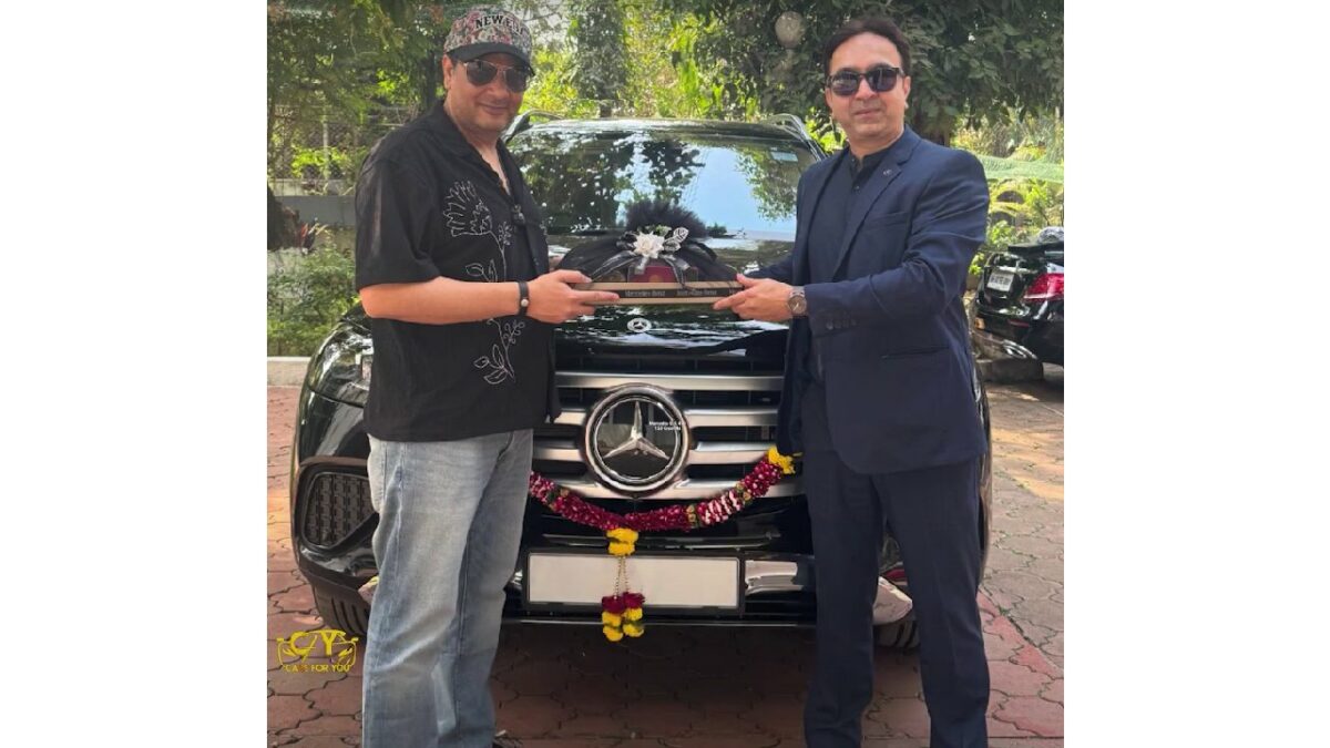 Mukesh Chhabra with His Mercedes Gls 450