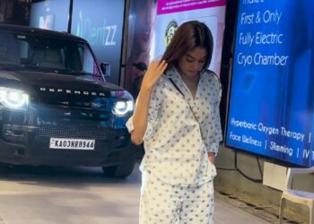 Sana Makbul Buys Land Rover Defender