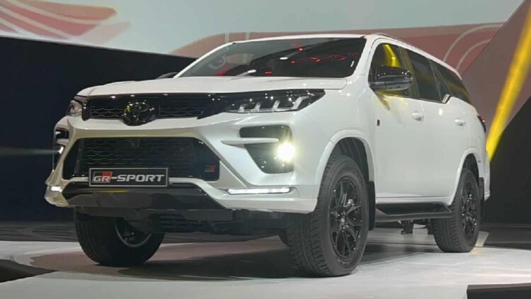 Toyota Fortuner Gr sport Revealed