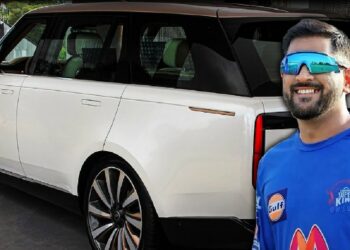 MS Dhoni Buys New Range Rover Autobiography