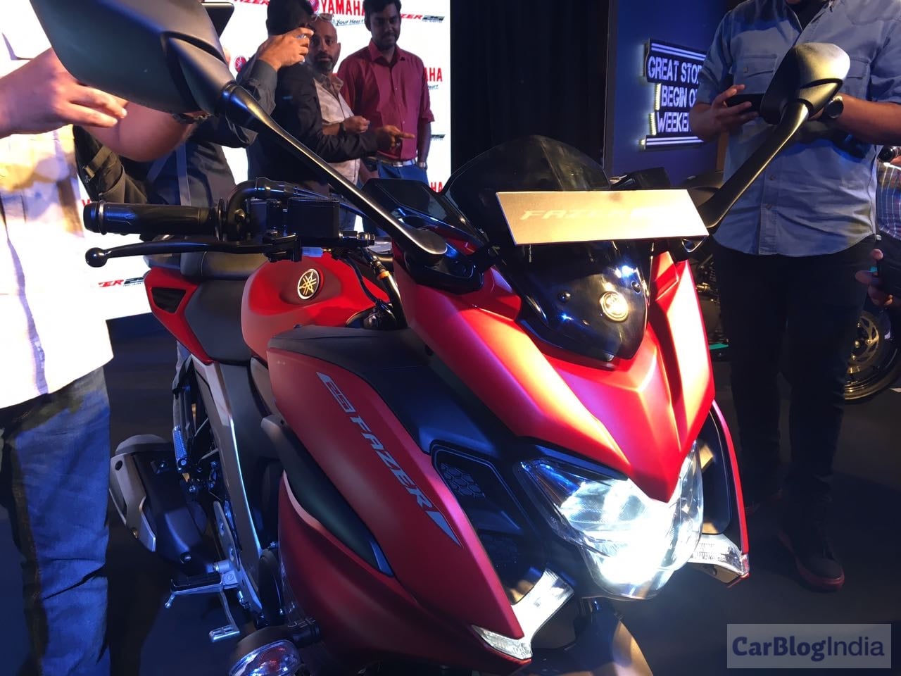 yamaha fazer 150 side panel price